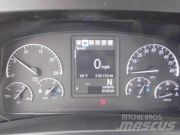 Freightliner CASCADIA 116 Tahače