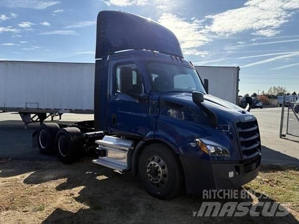 Freightliner CASCADIA 116 Tahače