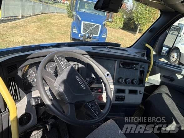 Freightliner CASCADIA 116 Tahače