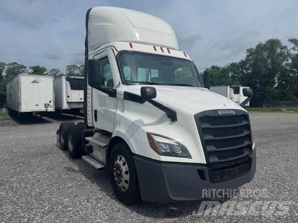 Freightliner CASCADIA 116 Tahače