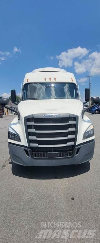 Freightliner CASCADIA 116 Tahače