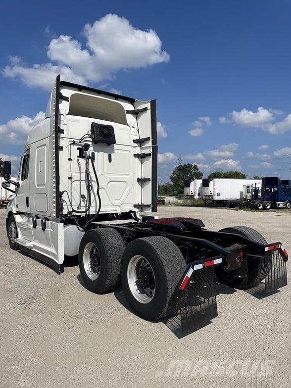 Freightliner CASCADIA 116 Tahače