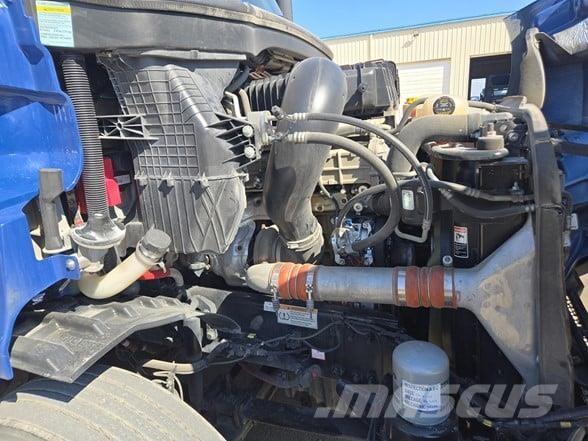 Freightliner CASCADIA 116 Tahače