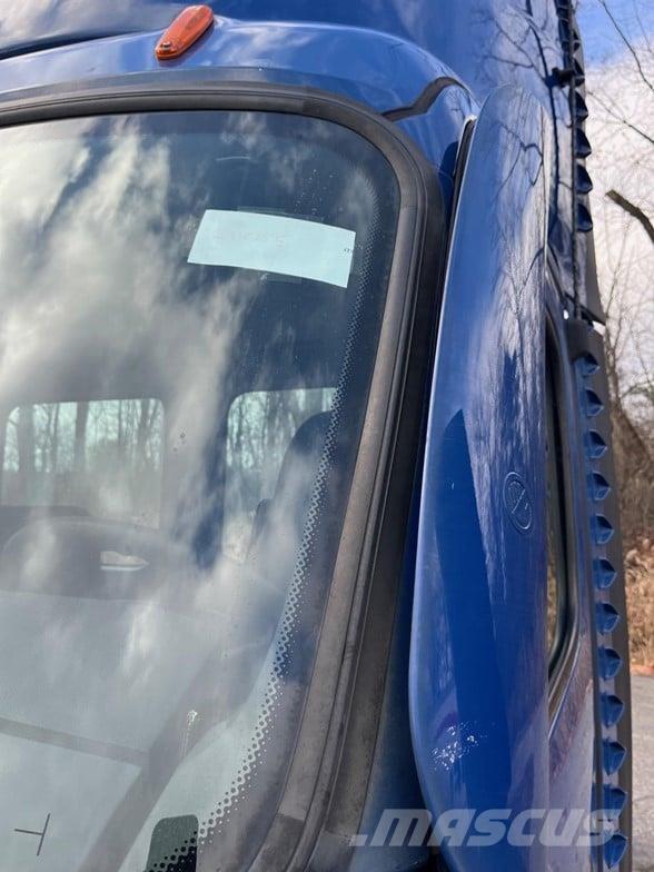 Freightliner CASCADIA 116 Tahače