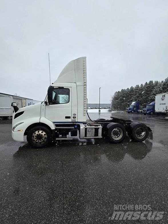 Volvo VNR64T300 Tahače