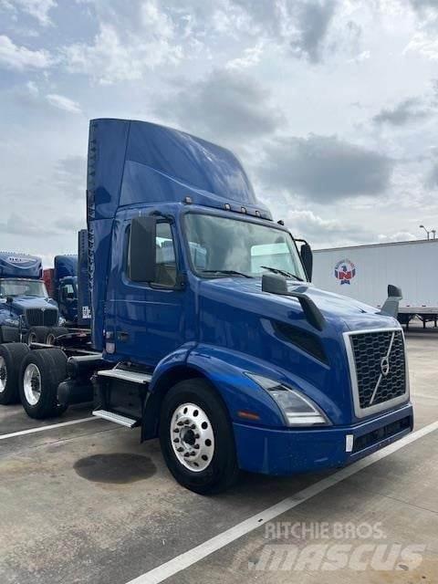Volvo VNR64T300 Tahače