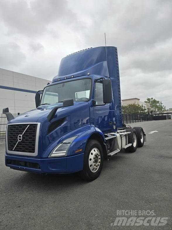 Volvo VNR64T300 Tahače