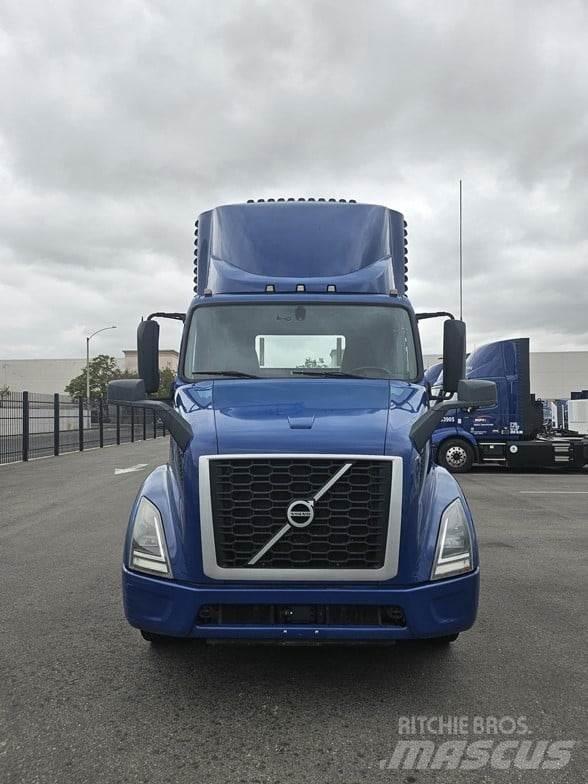 Volvo VNR64T300 Tahače