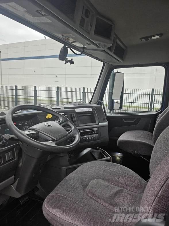 Volvo VNR64T300 Tahače