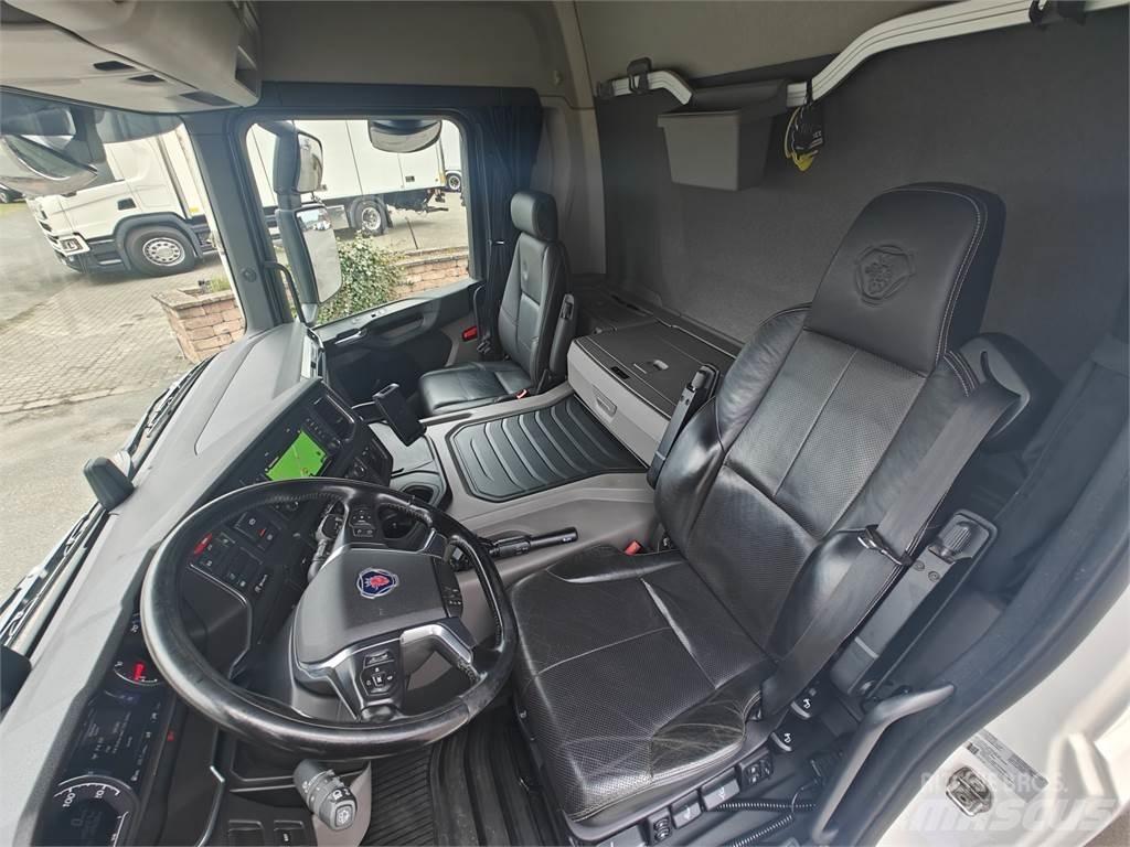 Scania P280 Skříňová nástavba