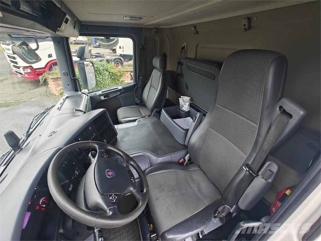 Scania P320 Chladírenské nákladní vozy