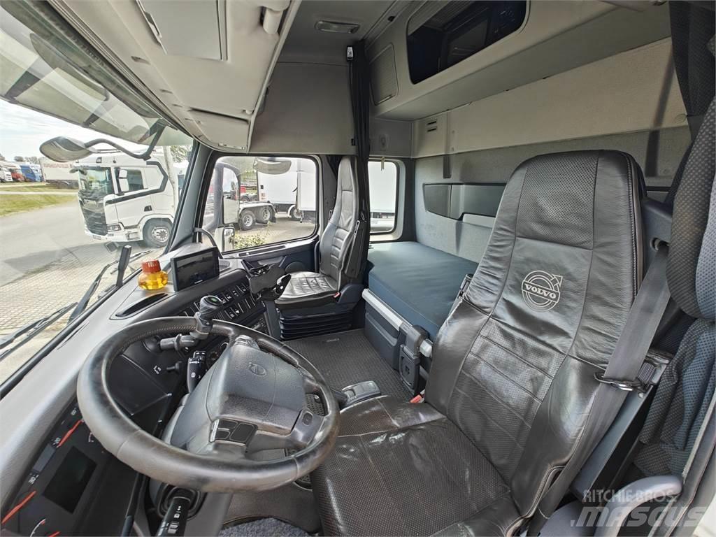 Volvo FH540 Hákový nosič kontejnerů