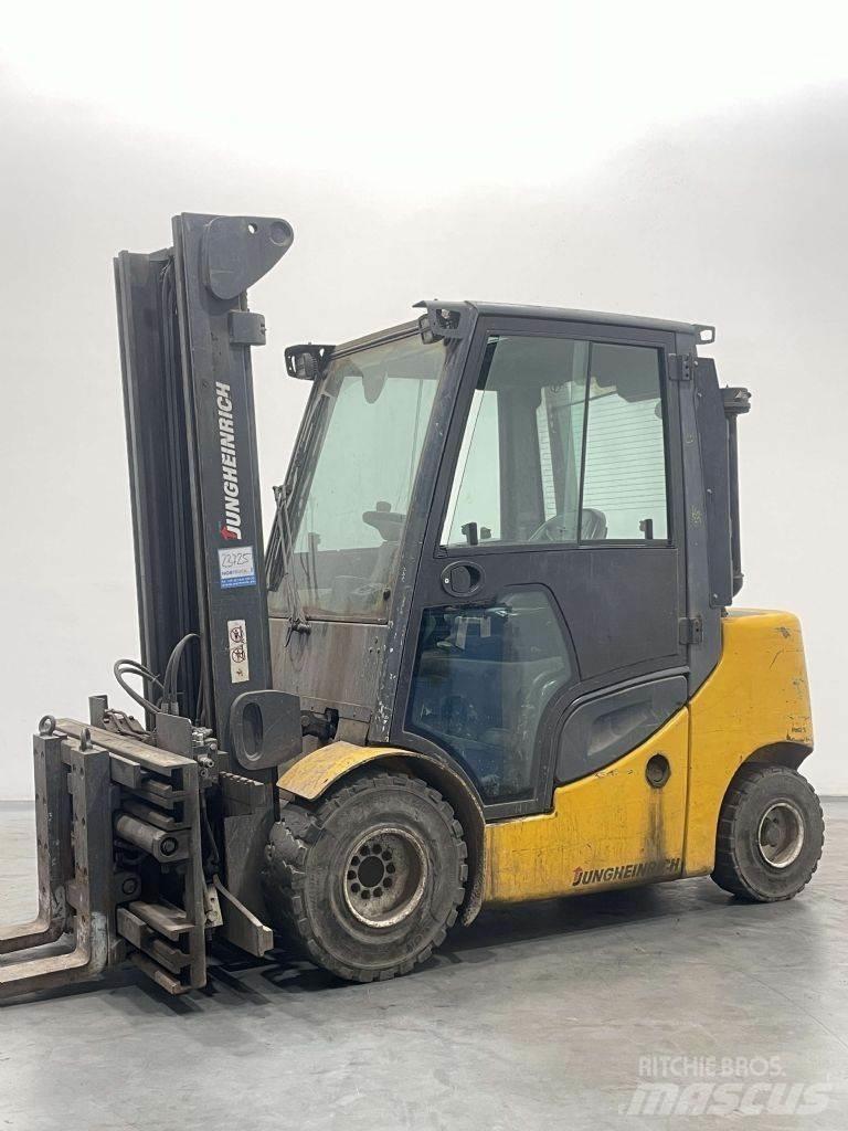 Jungheinrich DFG430S Dieselové vozíky