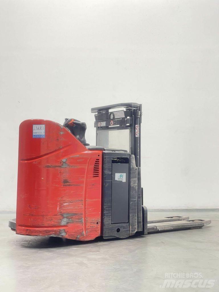 Linde D12SP-133 Ručně vedené vysokozdvižné vozíky