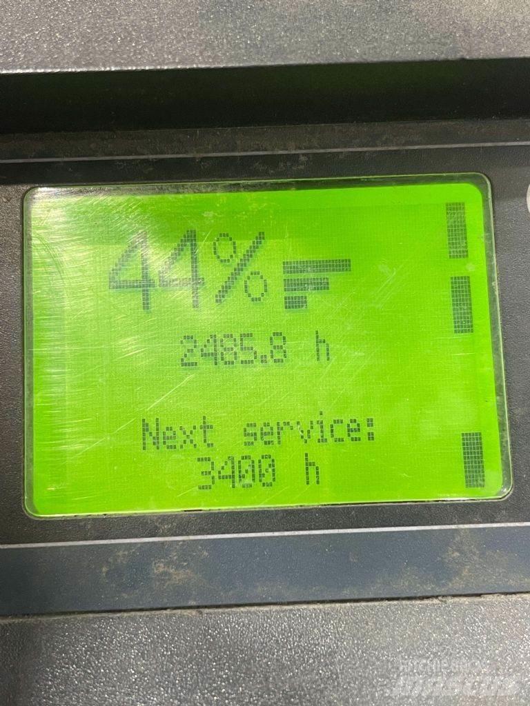 Linde D12SP-133 Ručně vedené vysokozdvižné vozíky