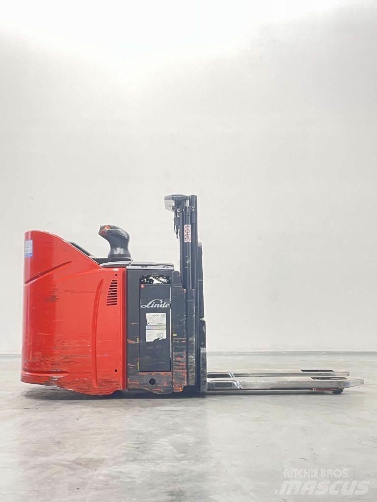 Linde D12SPHP-133 Ručně vedené vysokozdvižné vozíky