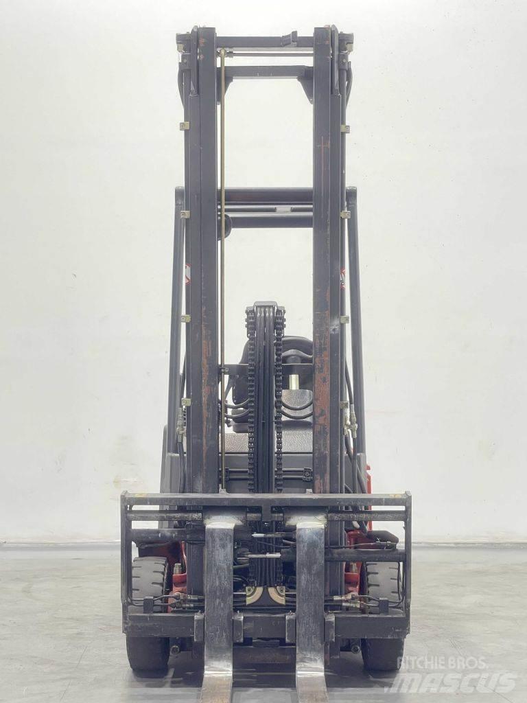 Linde E15Z-02-324 Akumulátorové vozíky