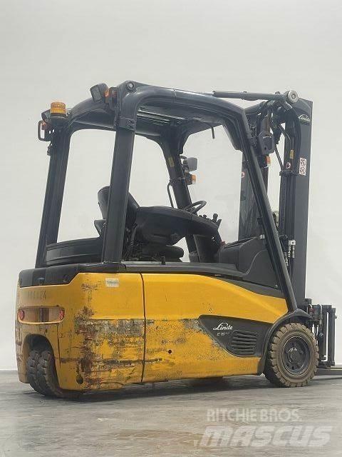Linde E16L-02 Akumulátorové vozíky