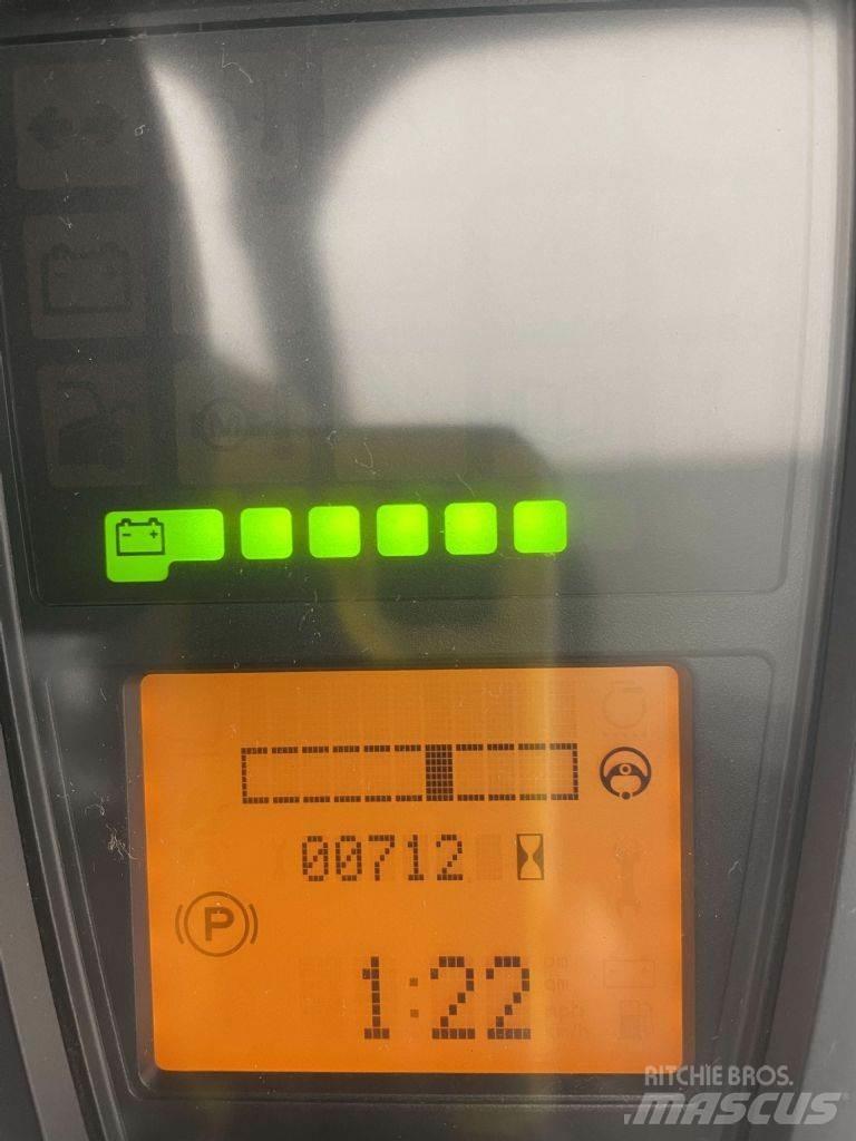 Linde E16L-02-386 Akumulátorové vozíky