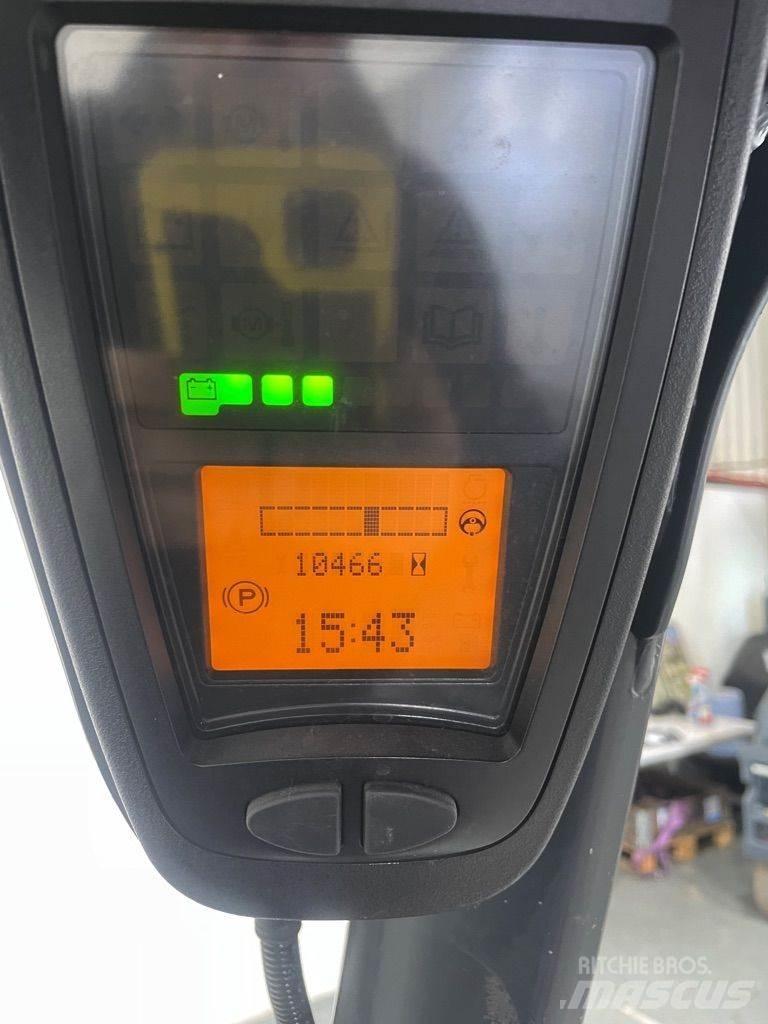 Linde E16L-386-EVO Akumulátorové vozíky