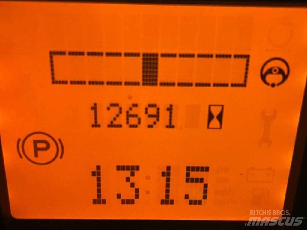 Linde E16L-386-EVO Akumulátorové vozíky