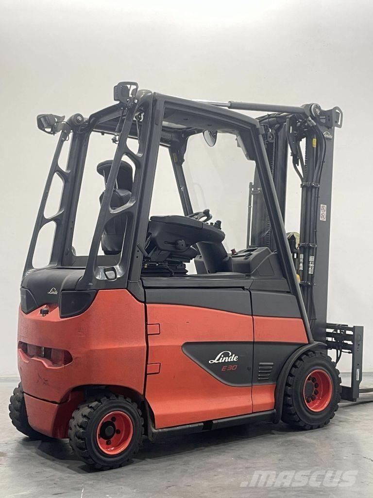 Linde E30H-01/600-387 Akumulátorové vozíky