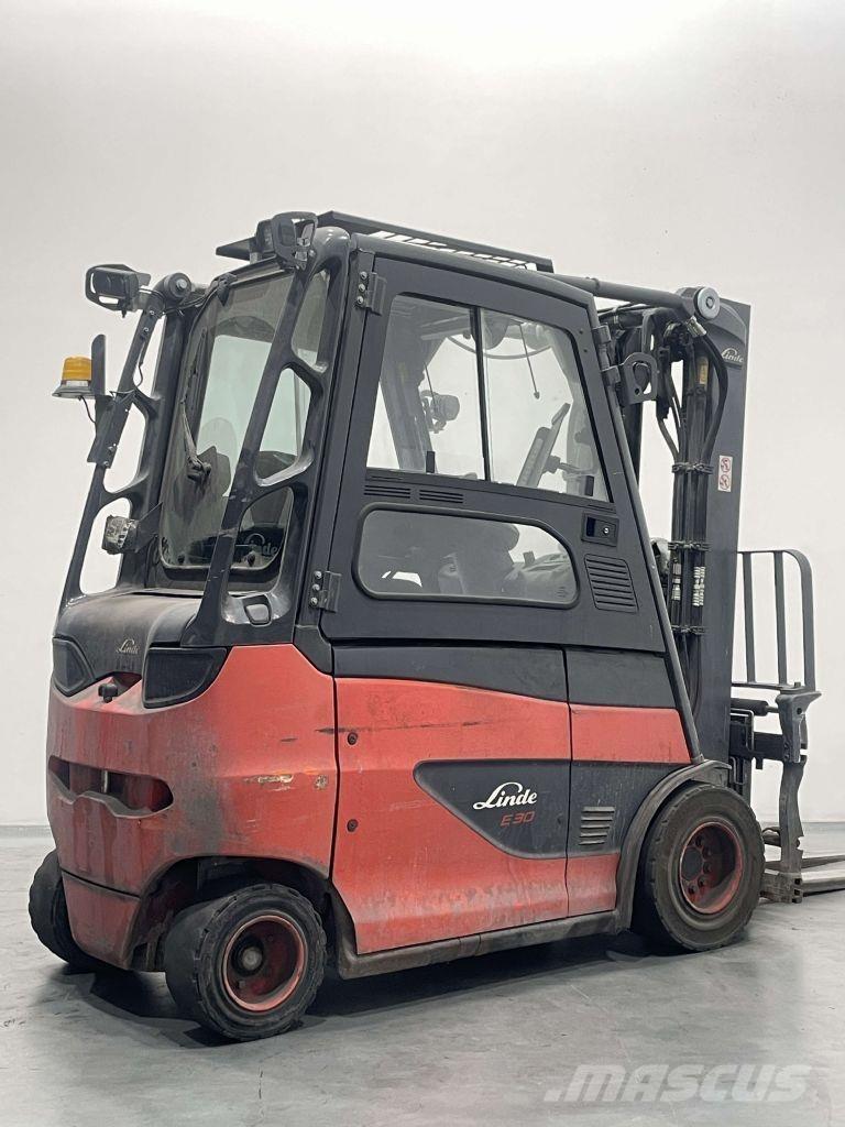 Linde E30H-01/600-387 Akumulátorové vozíky