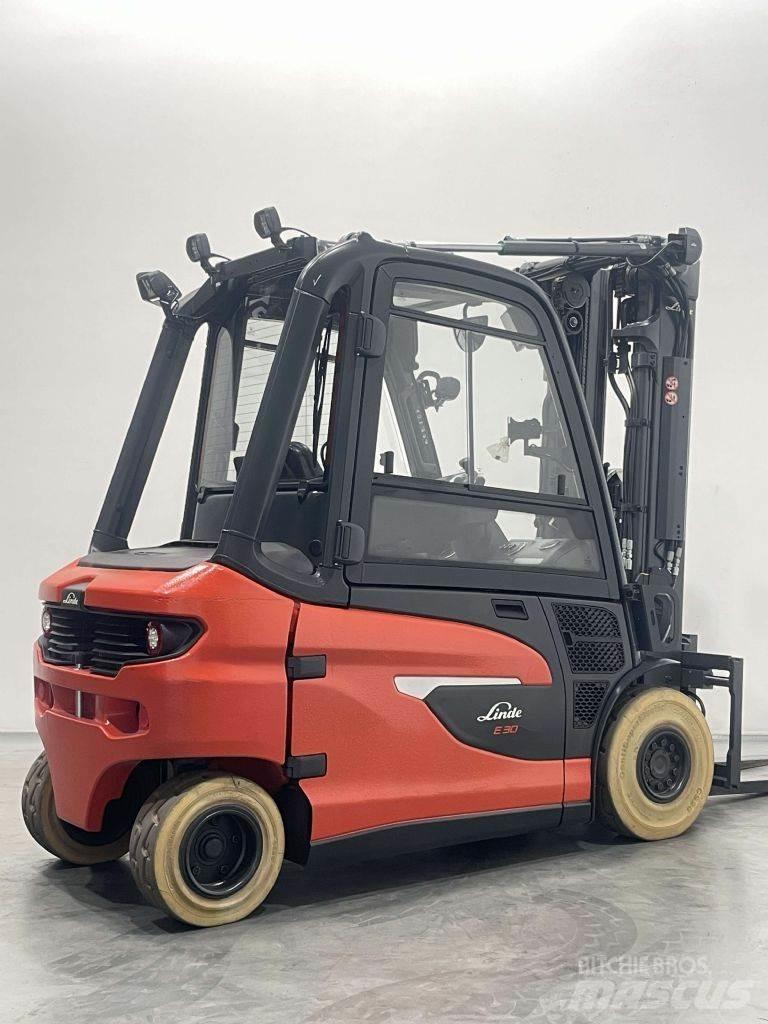 Linde E30L-01-1252 Akumulátorové vozíky