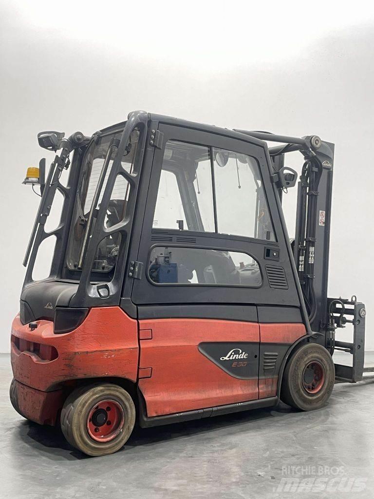 Linde E30L-01-387 Akumulátorové vozíky