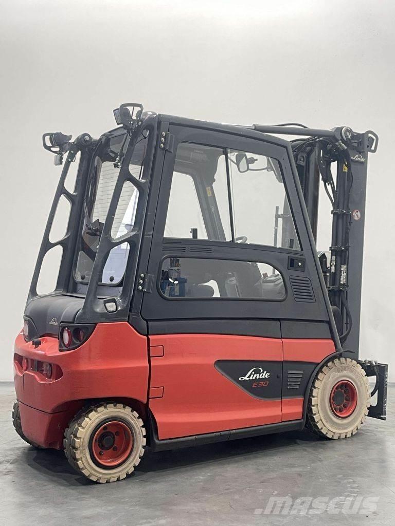 Linde E30L-01-387 Akumulátorové vozíky