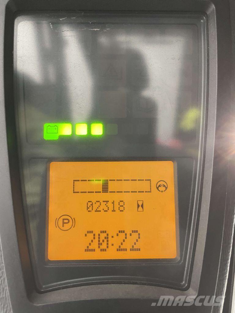 Linde E80-01-1279 Akumulátorové vozíky