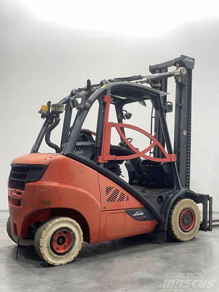 Linde H30D-02-393 Dieselové vozíky