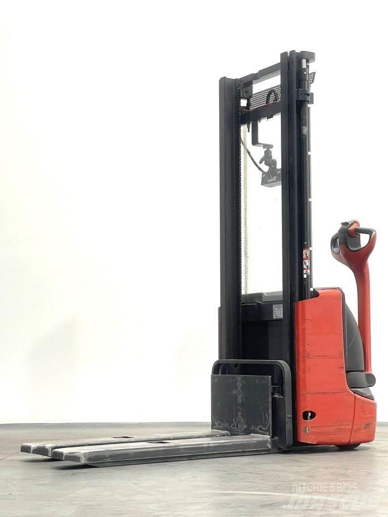 Linde L12 Ručně vedené vysokozdvižné vozíky