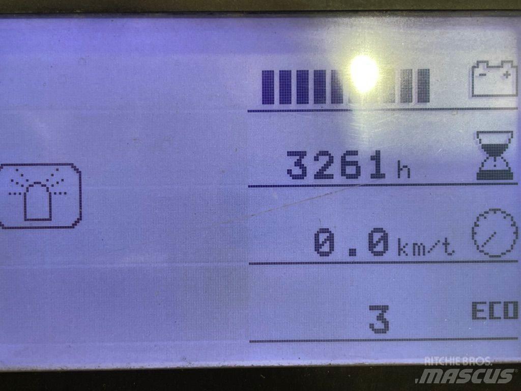 Linde P80-1191 Vlečné vozíky