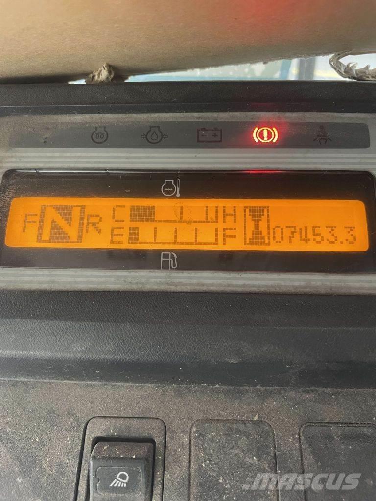 Nissan YG1D2A300 Dieselové vozíky