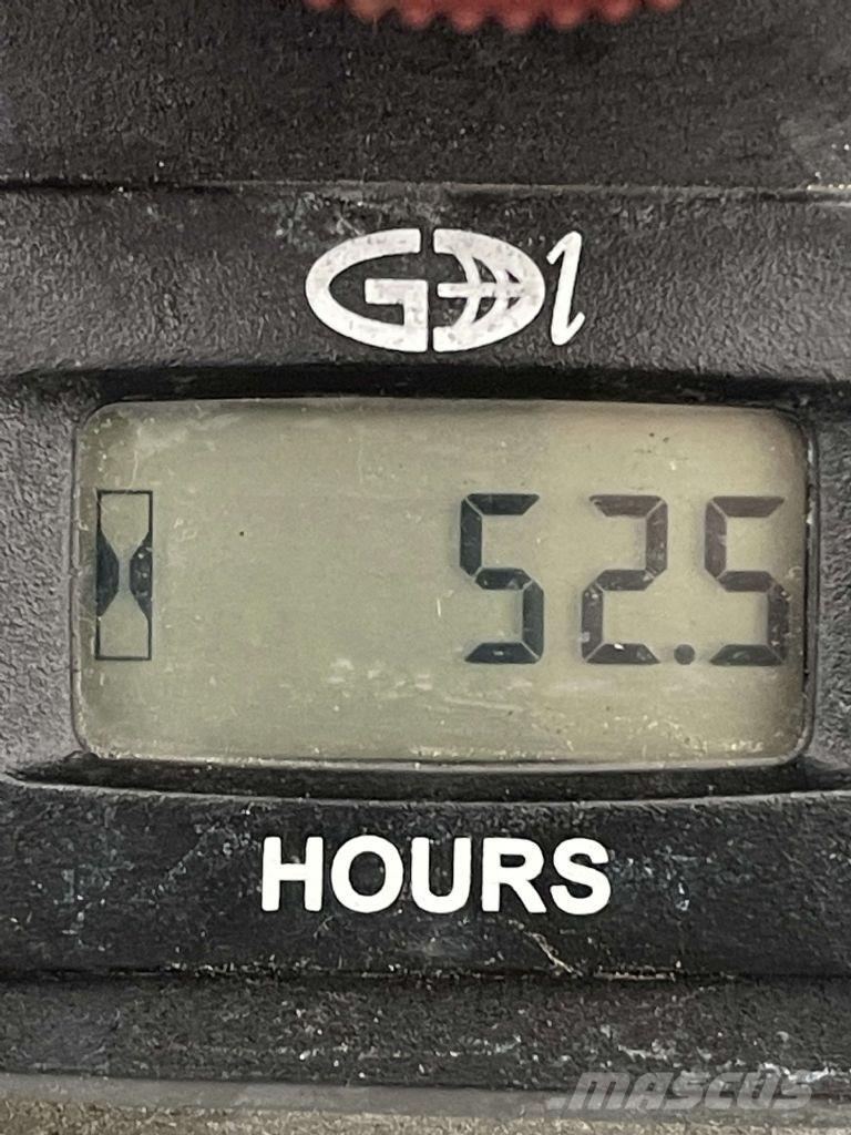 Tennant T500 Zametací stroje