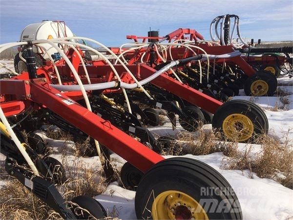 Bourgault 3310 Mechanické secí stroje
