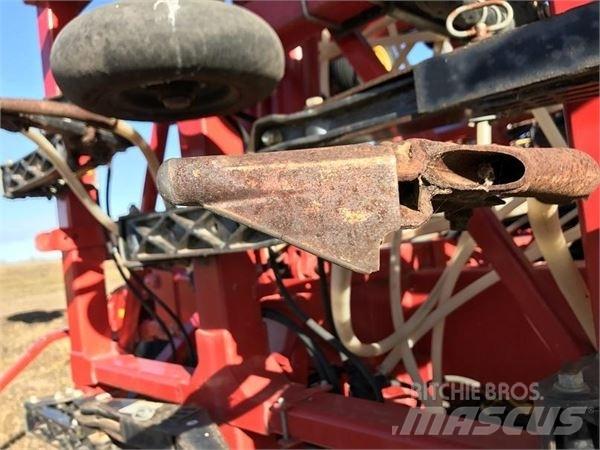 Bourgault 3320 Mechanické secí stroje