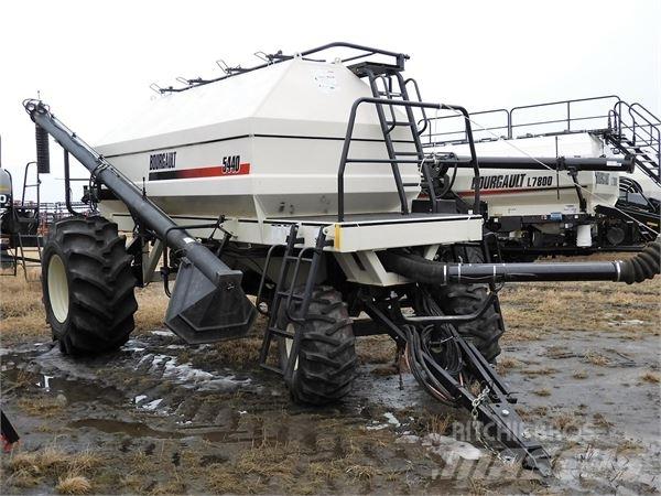Bourgault 5440 Kombinované secí stroje