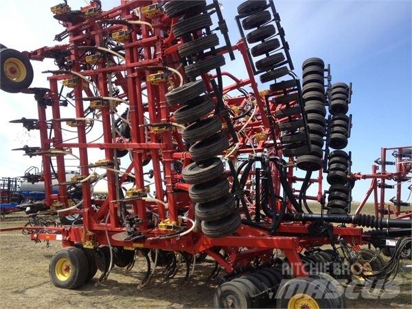 Bourgault 5710 Mechanické secí stroje