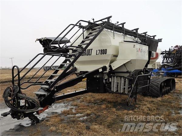 Bourgault L7800 Kombinované secí stroje