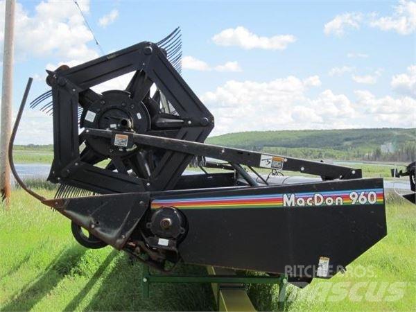 MacDon 960 Příslušenství a náhradní díly ke kombajnům