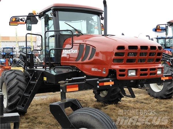 MacDon M155 Řádkovací žací stroje