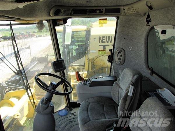 New Holland CX860 Sklízecí mlátičky