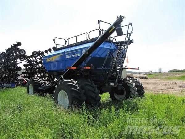 New Holland P1070 Kombinované secí stroje