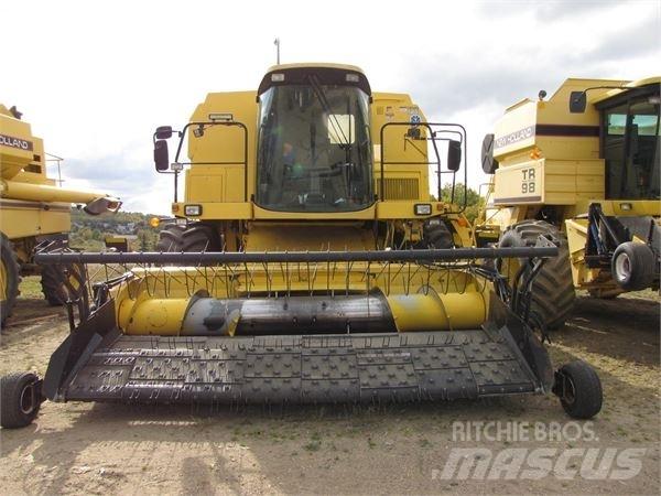 New Holland TX66 Sklízecí mlátičky