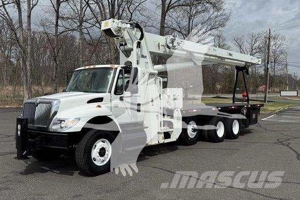 Altec AC26-103B Autojeřáby, hydraulické ruky