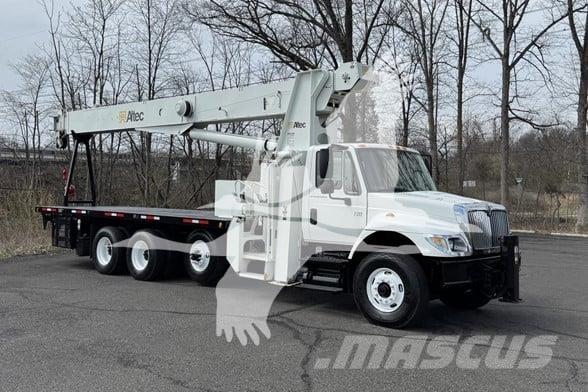 Altec AC26-103B Autojeřáby, hydraulické ruky