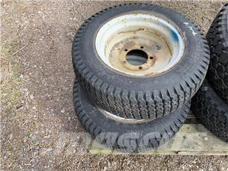  27X8.50-15 Pneumatiky, kola a ráfky