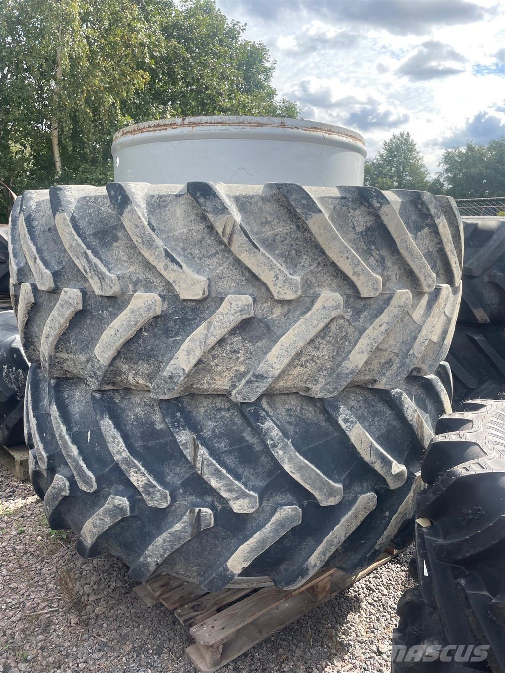 650/65X38 DUBBELMONTAGE Pneumatiky, kola a ráfky